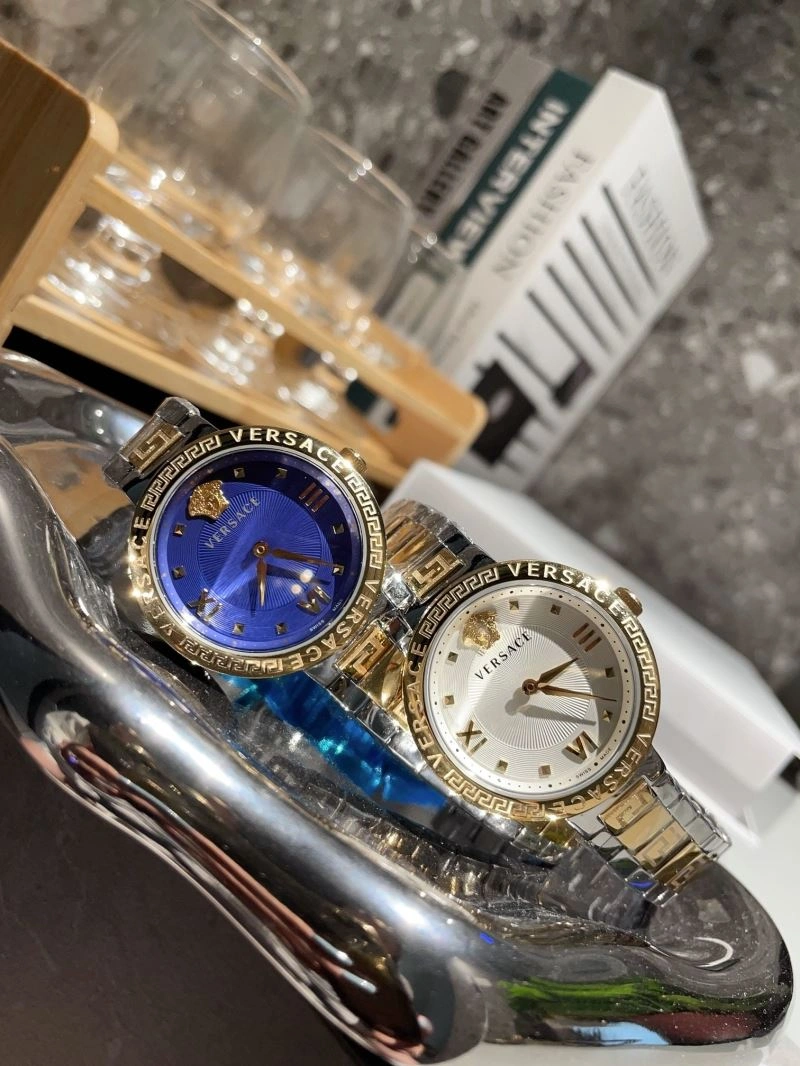 VERSACE Watches Fashionable 207172