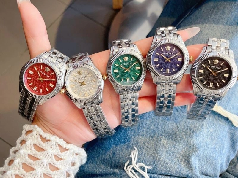 Supportive VERSACE Watches 207157