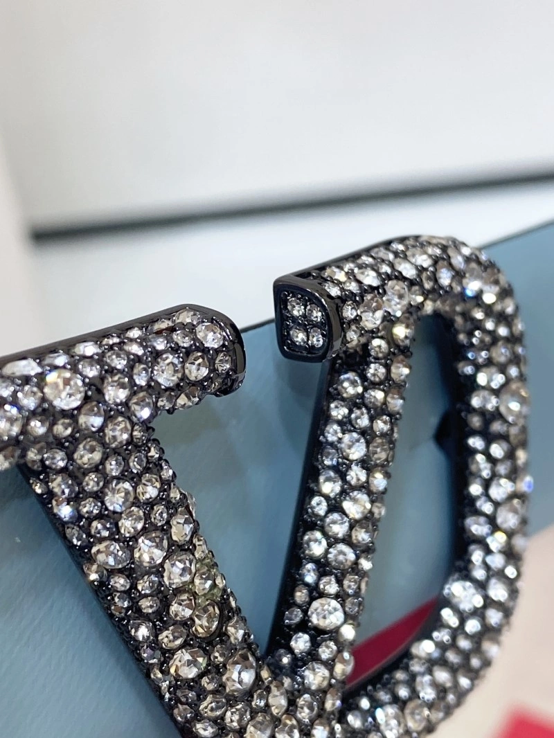 Classic Valentino Belts 304211