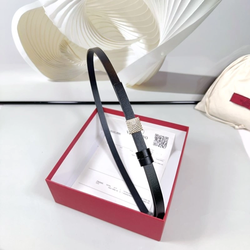 Valentino Belts Sleek 304031