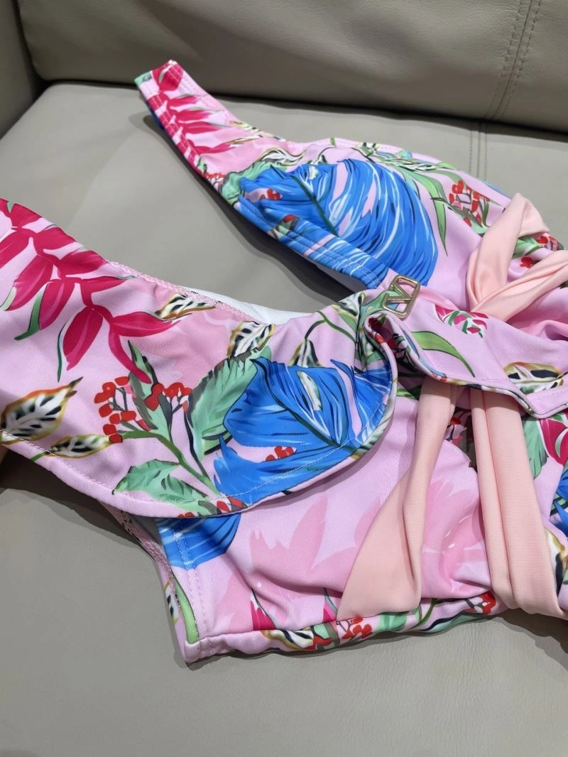 EyeCatching Valentino Bikins 255730