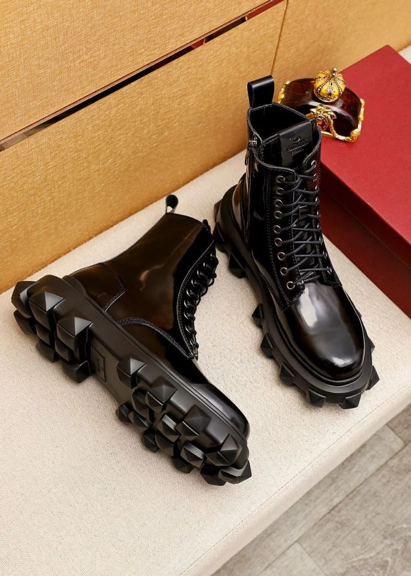 Modern Valentino Boots 37031