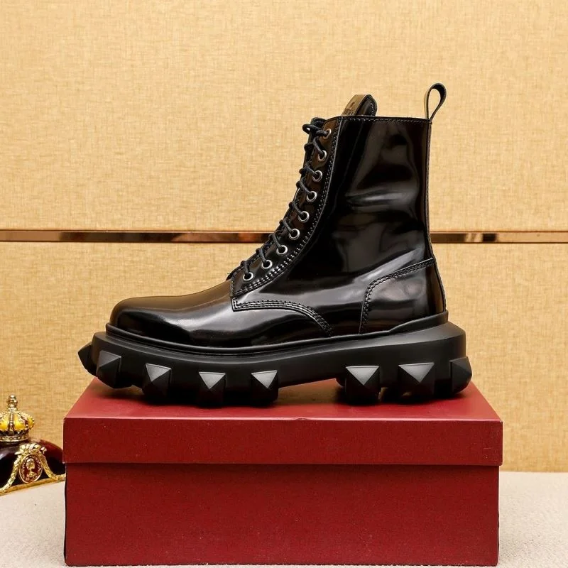 Modern Valentino Boots 37031