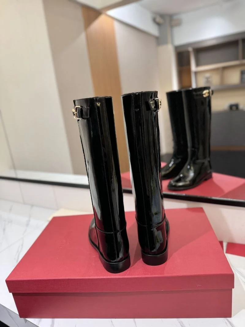 Snug Valentino Boots 37128