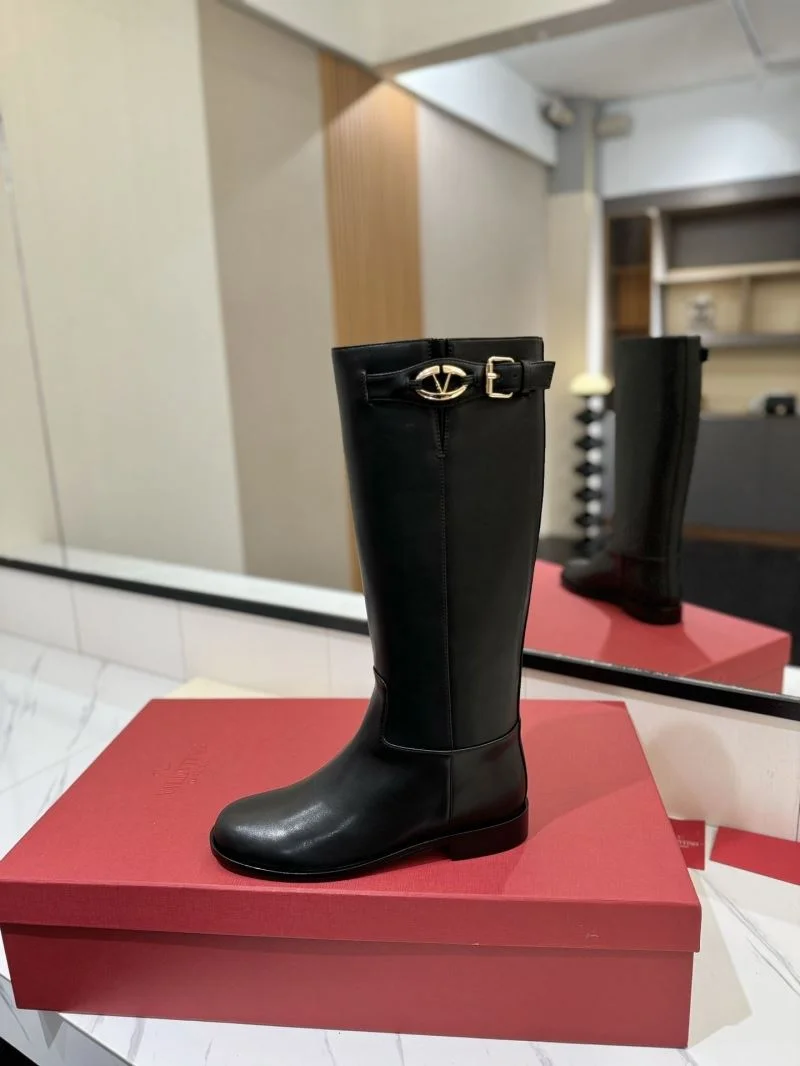 Comfortable Valentino Boots 37131