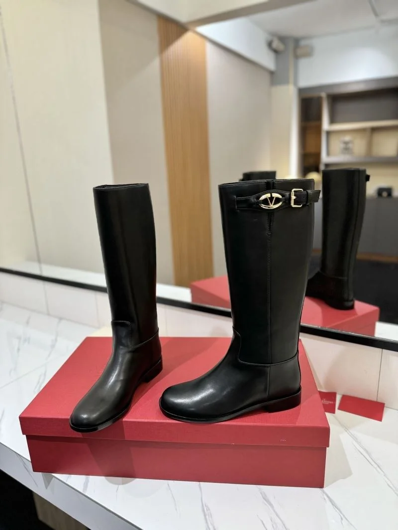 Comfortable Valentino Boots 37131