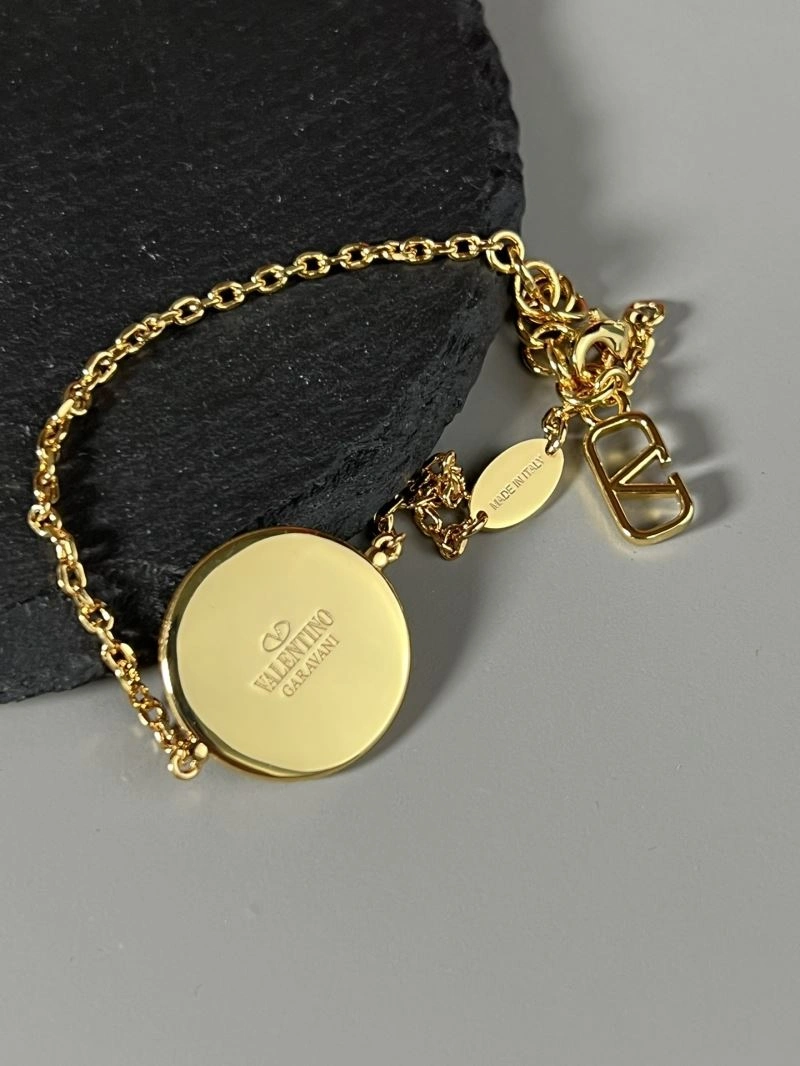 Comfortable Valentino Bracelets 211063