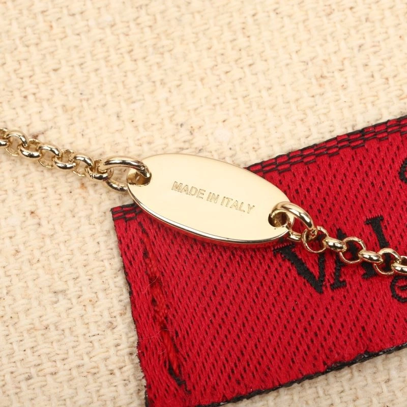 Vibrant Valentino Bracelets 211046