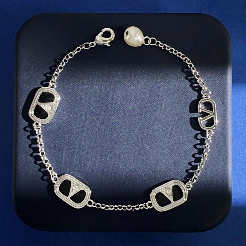 Valentino Bracelets GoodFit 209090