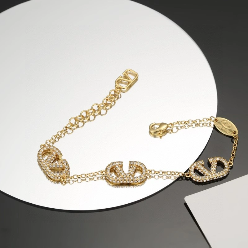 Classic Valentino Bracelets 207751