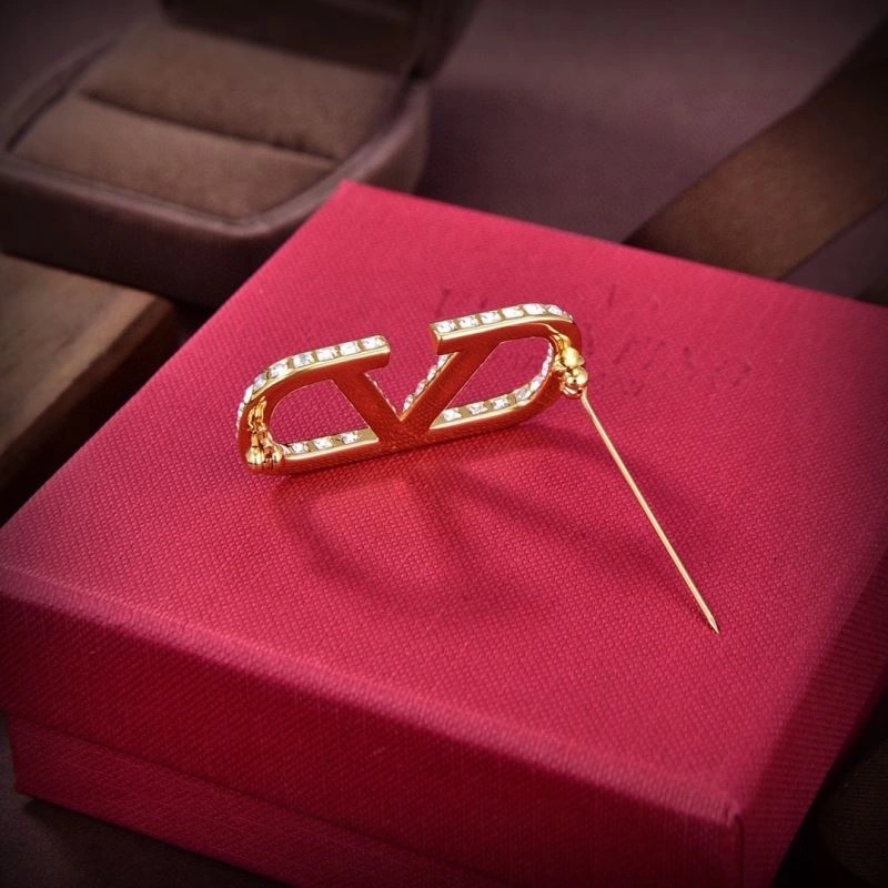 ZipUp Valentino Brooches 212823