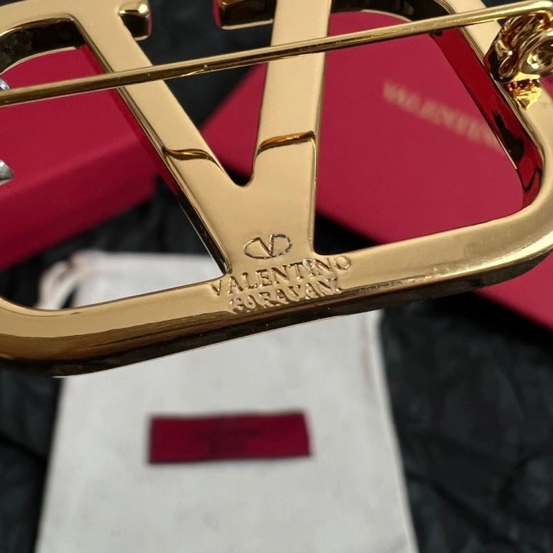 Valentino Brooches Comfortable 208433