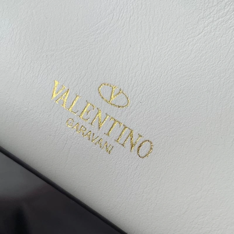 Valentino Bucket Bags Functional 87118