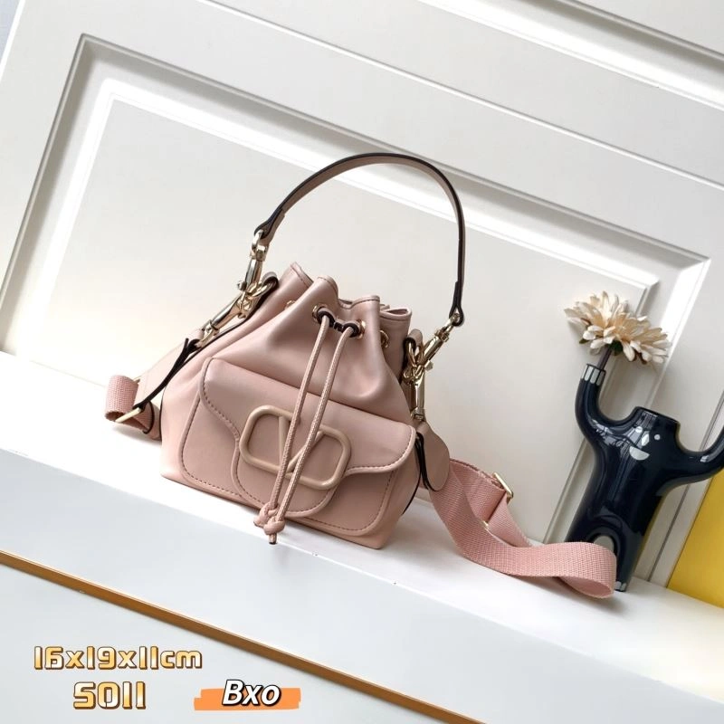 Valentino Bucket Bags Versatile 87123