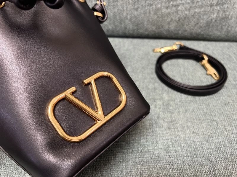 Bold Valentino Bucket Bags 60070