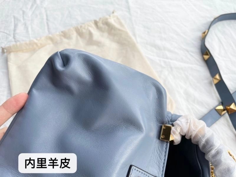 Valentino Bucket Bags Breathable 60047