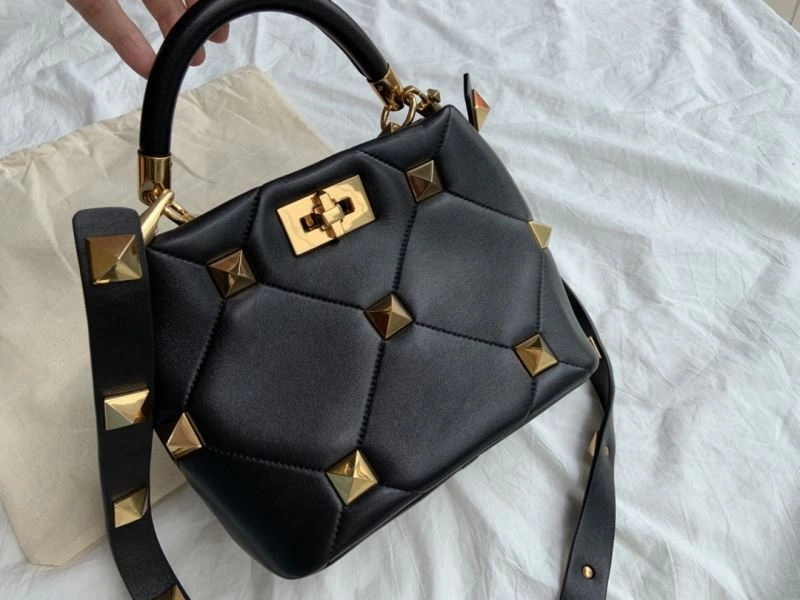 Valentino Bucket Bags UrbanStyle 60046
