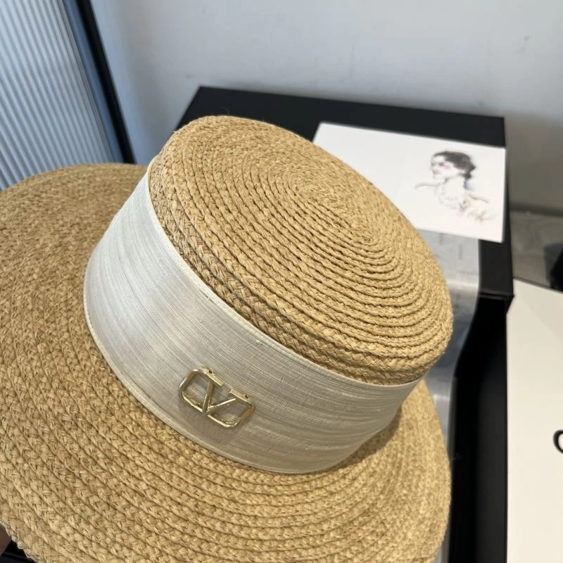 Valentino Caps GoAnywhere 261536