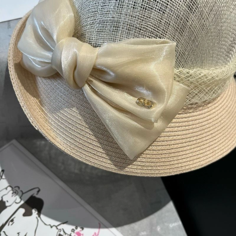 UrbanChic Valentino Caps 261535