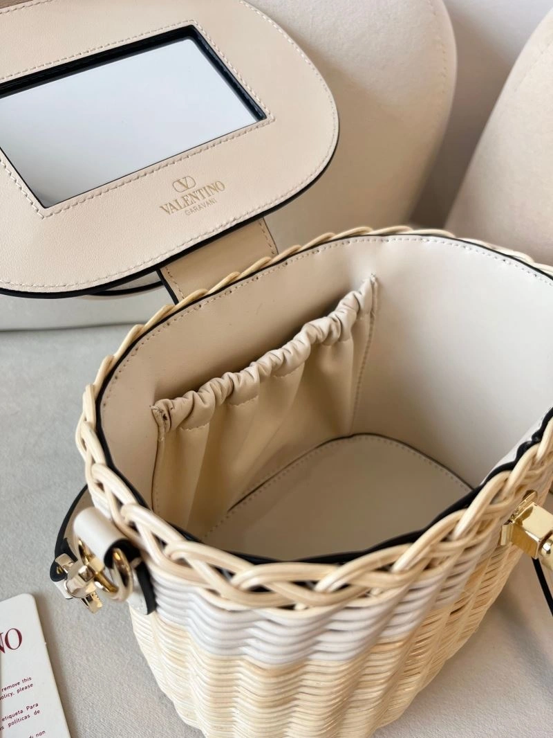 Affordable Valentino Cosmetic Bags 60077