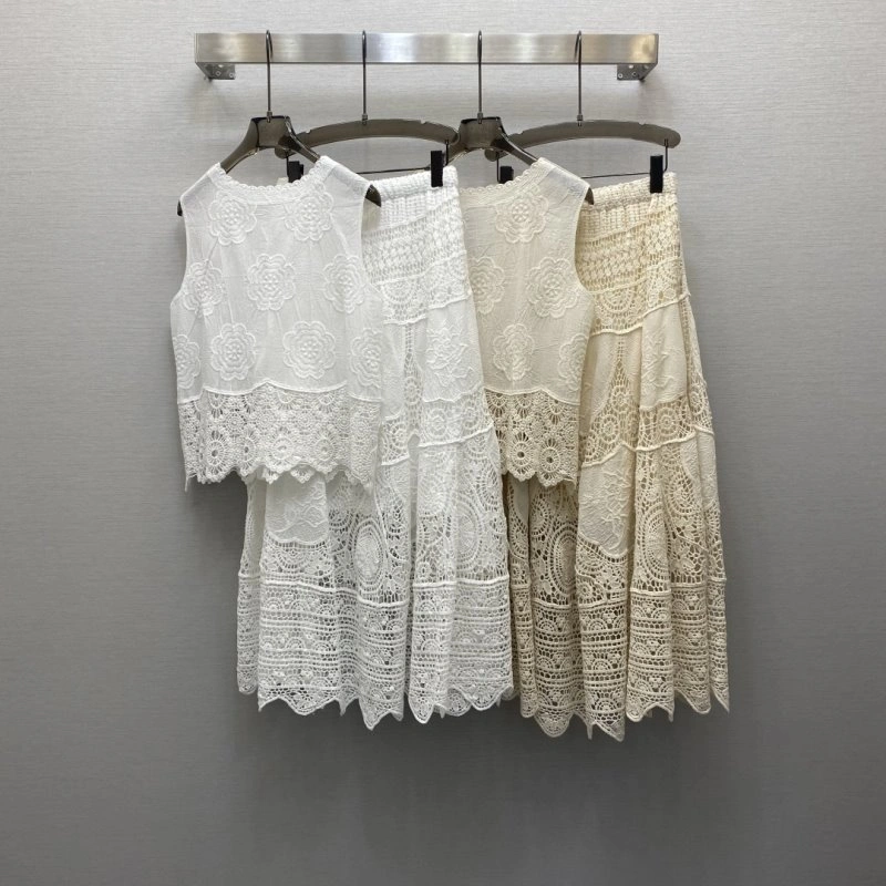 FashionForward Valentino Dress Suits 174592