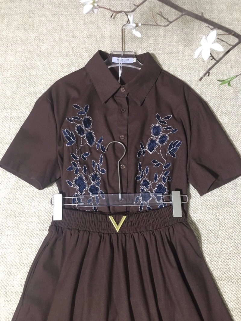 Valentino Dress Suits Youthful 174494