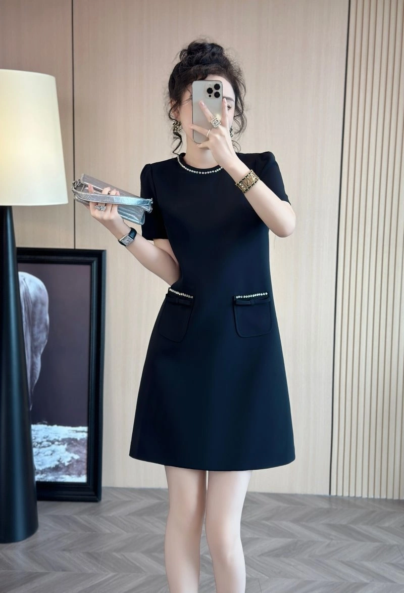 Sleek Valentino Dress 174304
