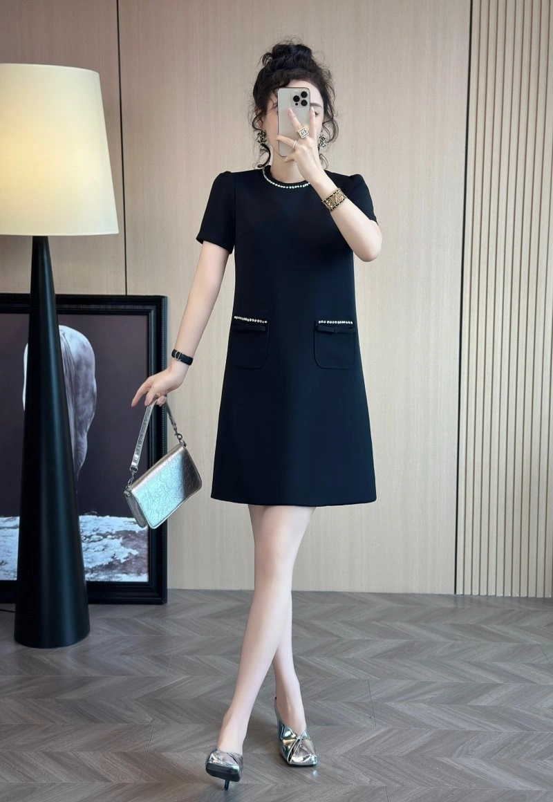 Sleek Valentino Dress 174304