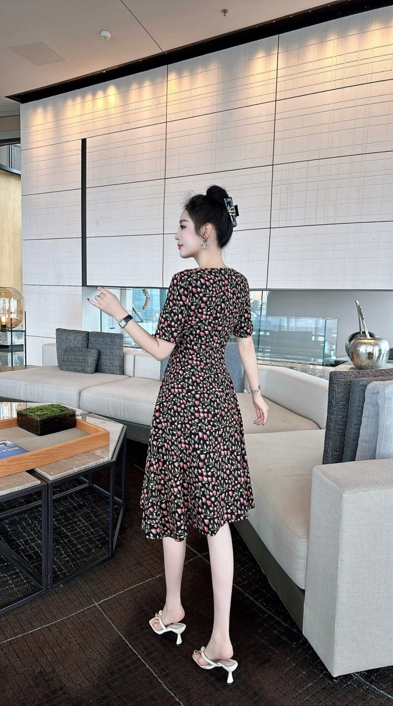Affordable Valentino Dress 174634