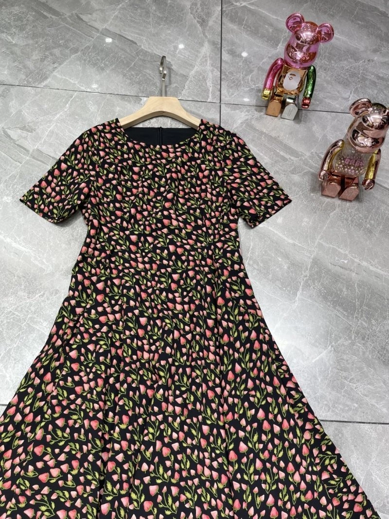 Affordable Valentino Dress 174634