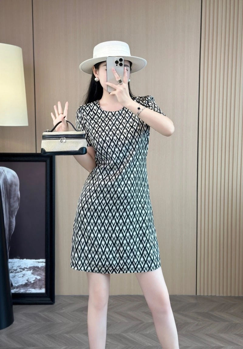 ModernLook Valentino Dress 174620
