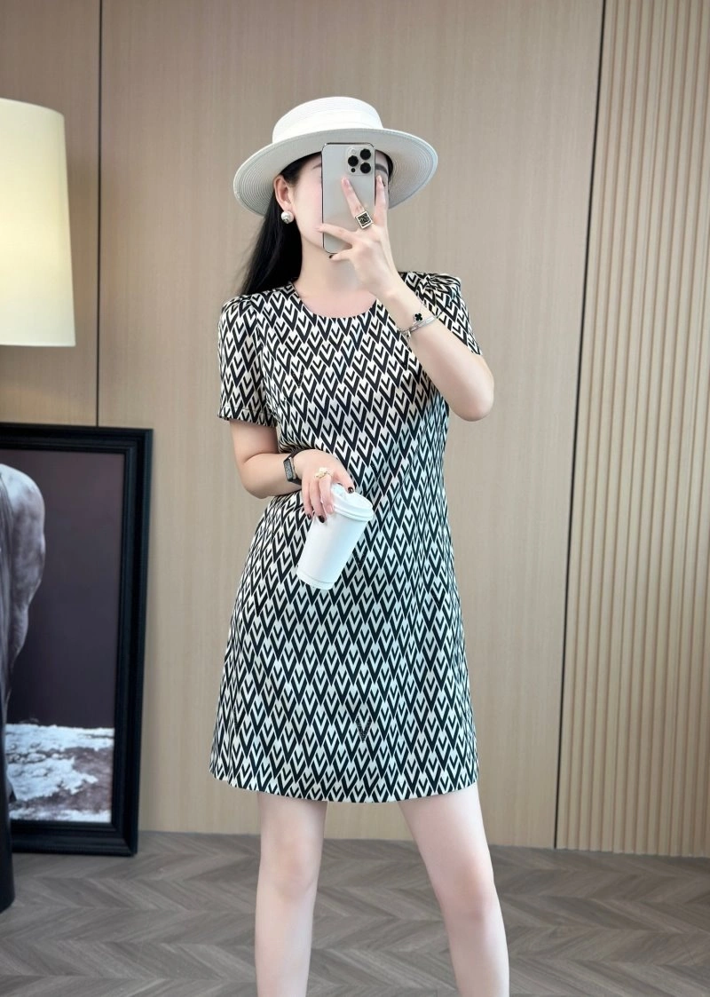 ModernLook Valentino Dress 174620