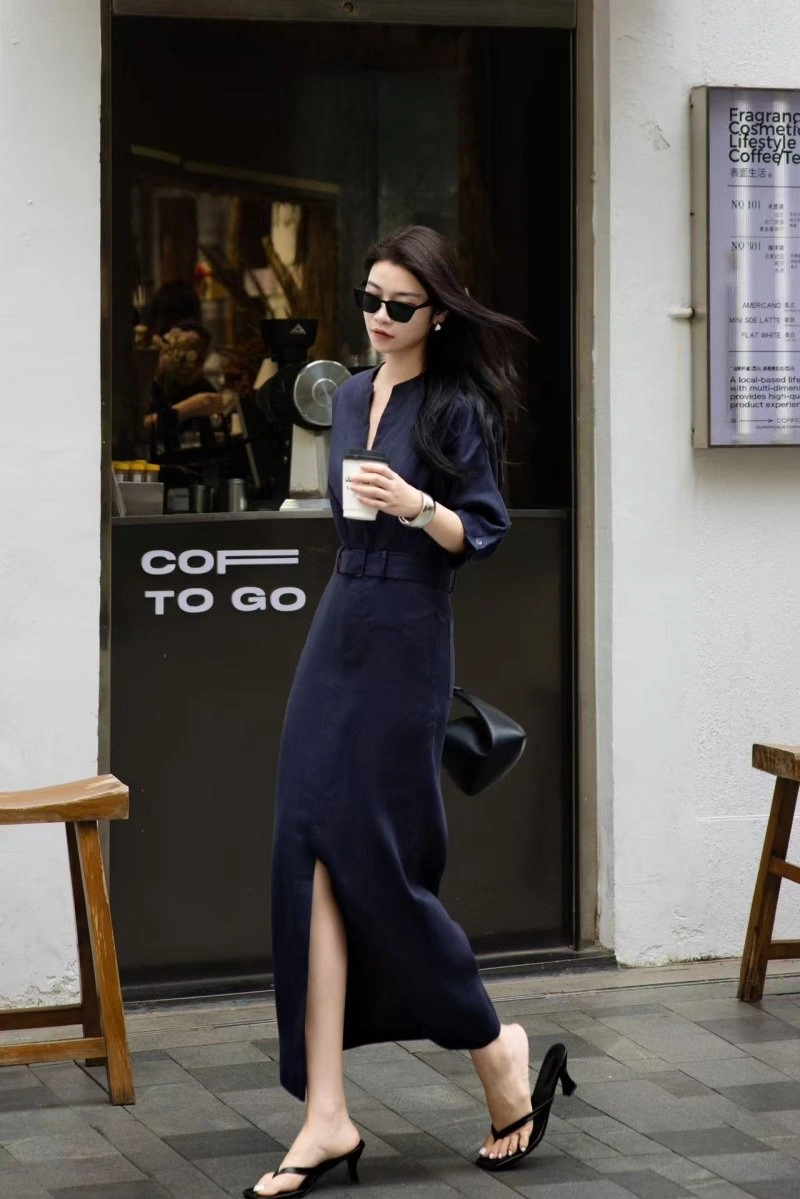 Valentino Dress Sophisticated 174636