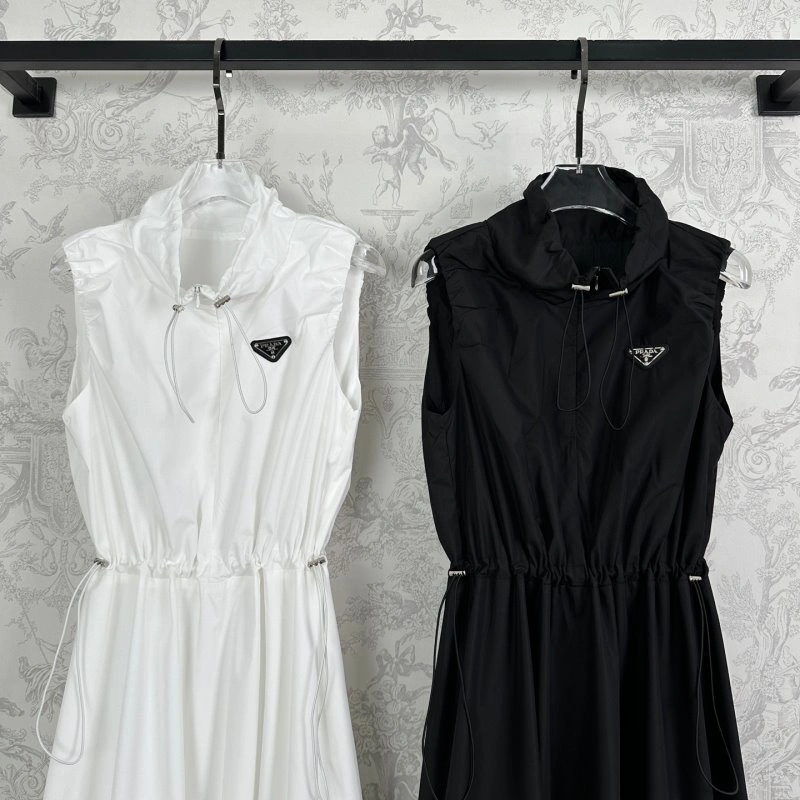 Functional Valentino Dress 174601