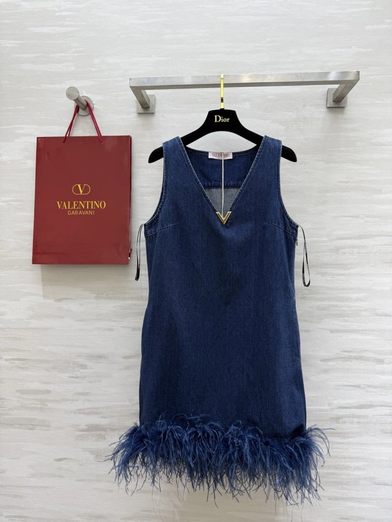 Elegant Valentino Dress 174201
