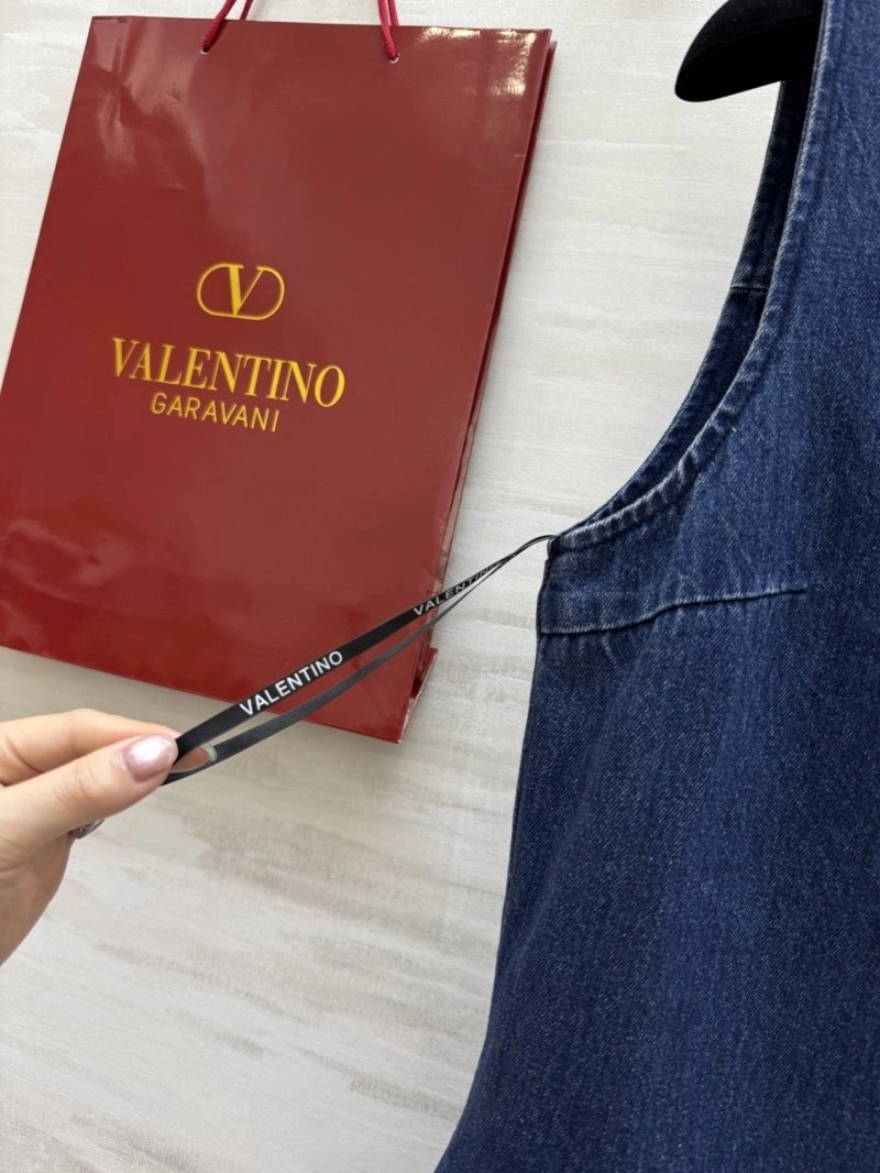 Elegant Valentino Dress 174201
