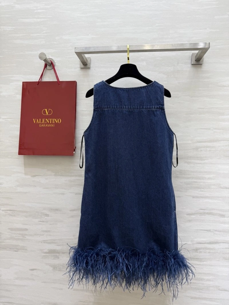 Elegant Valentino Dress 174201