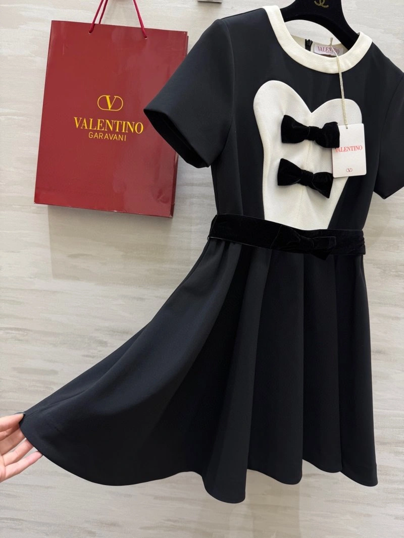 Snug Valentino Dress 174195