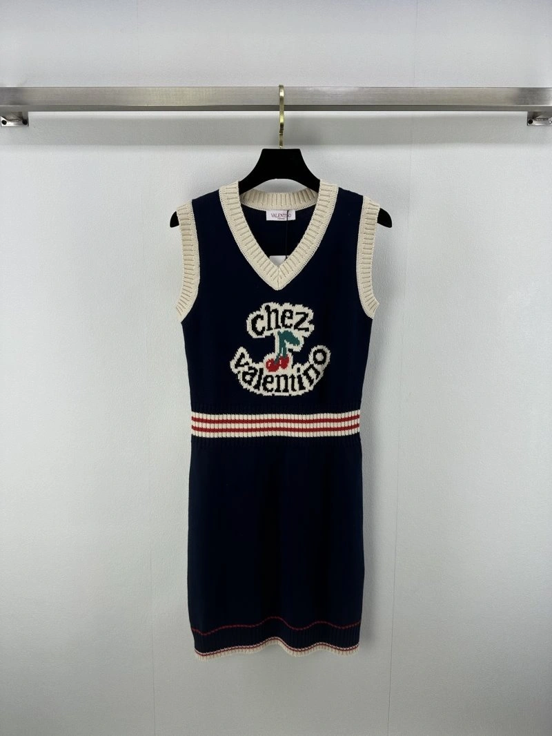 Snug Valentino Dress 174183