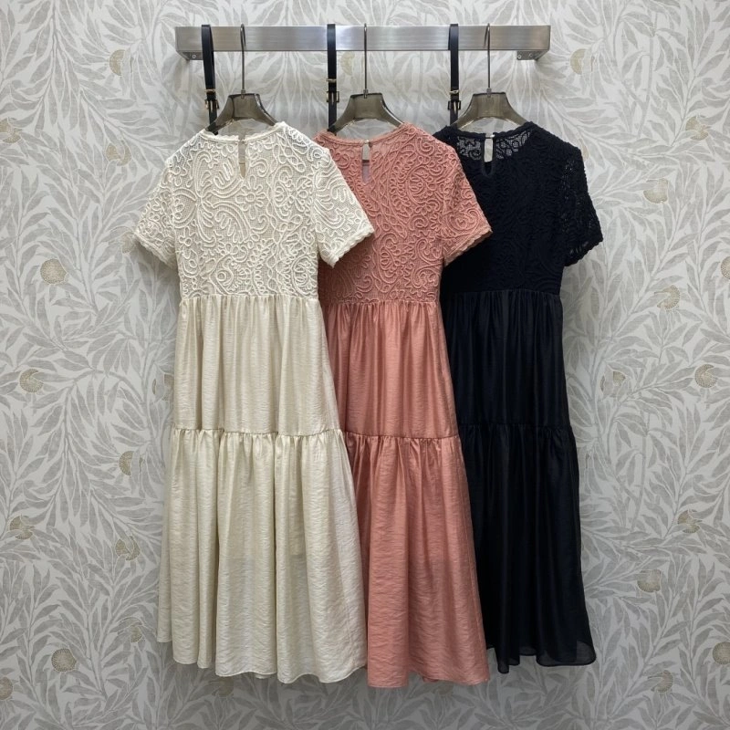 EyeCatching Valentino Dress 174589