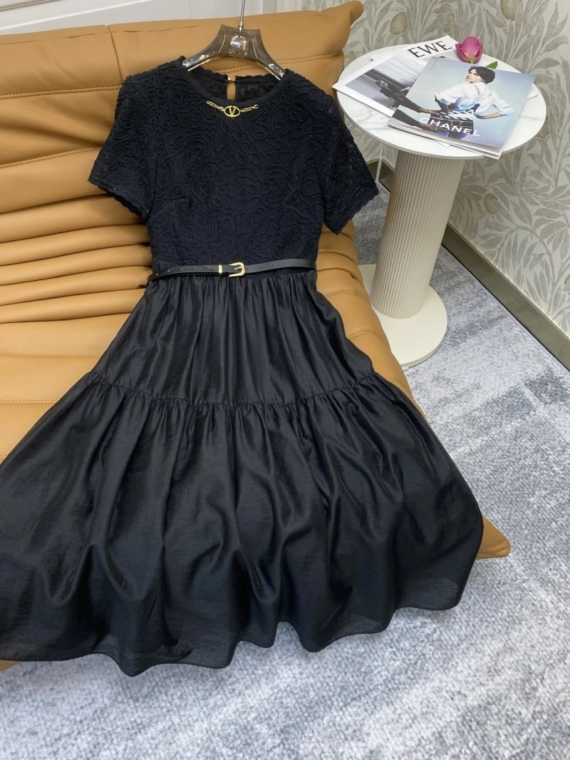 EyeCatching Valentino Dress 174589