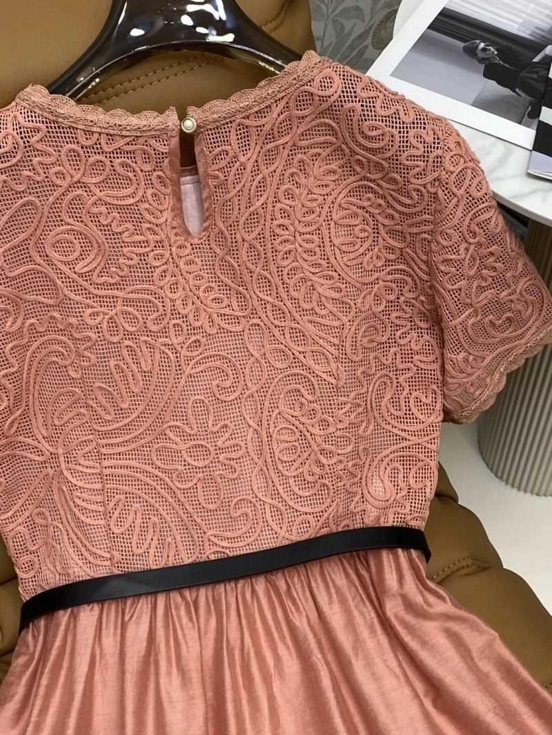 EyeCatching Valentino Dress 174589