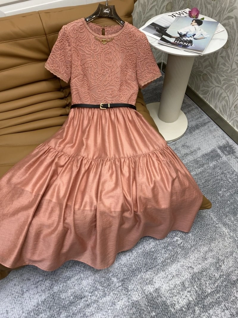 EyeCatching Valentino Dress 174589