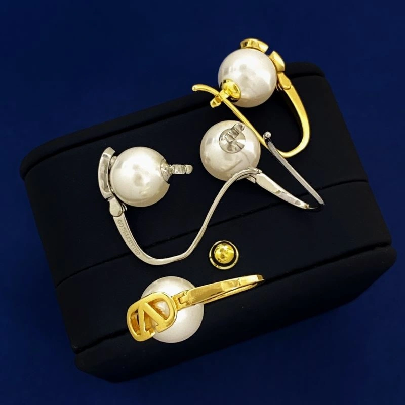 Valentino Earrings WrinkleFree 213210