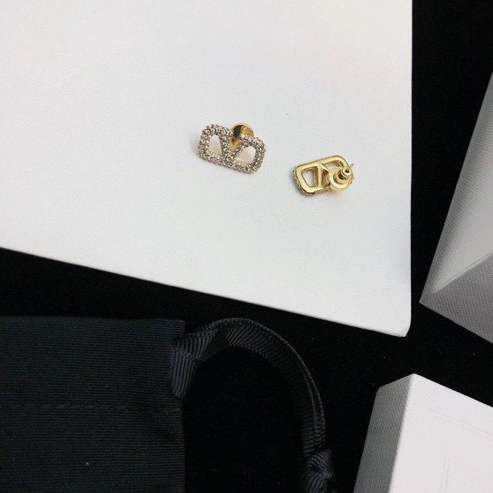 Unique Valentino Earrings 214445