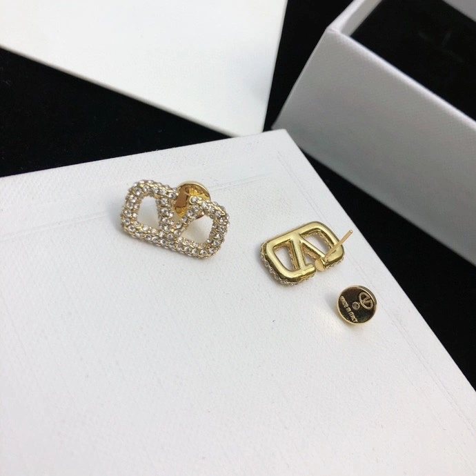 Unique Valentino Earrings 214445