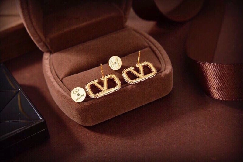 HighPerformance Valentino Earrings 212818