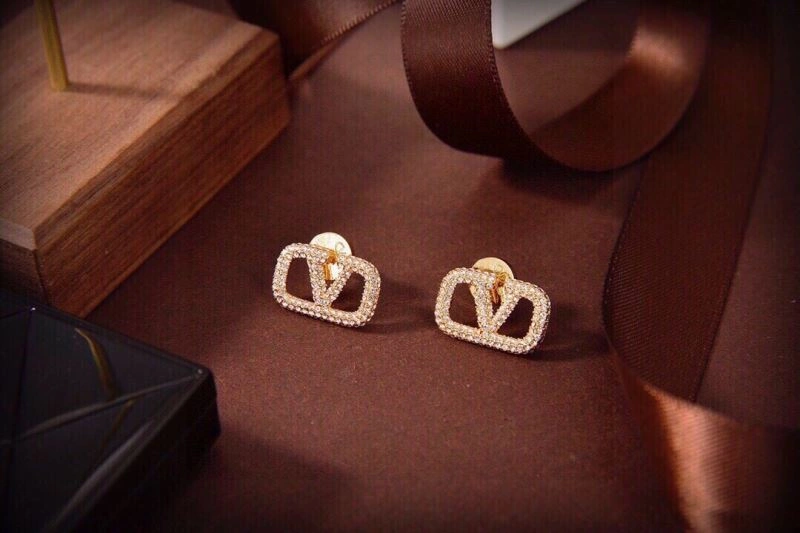 HighPerformance Valentino Earrings 212818