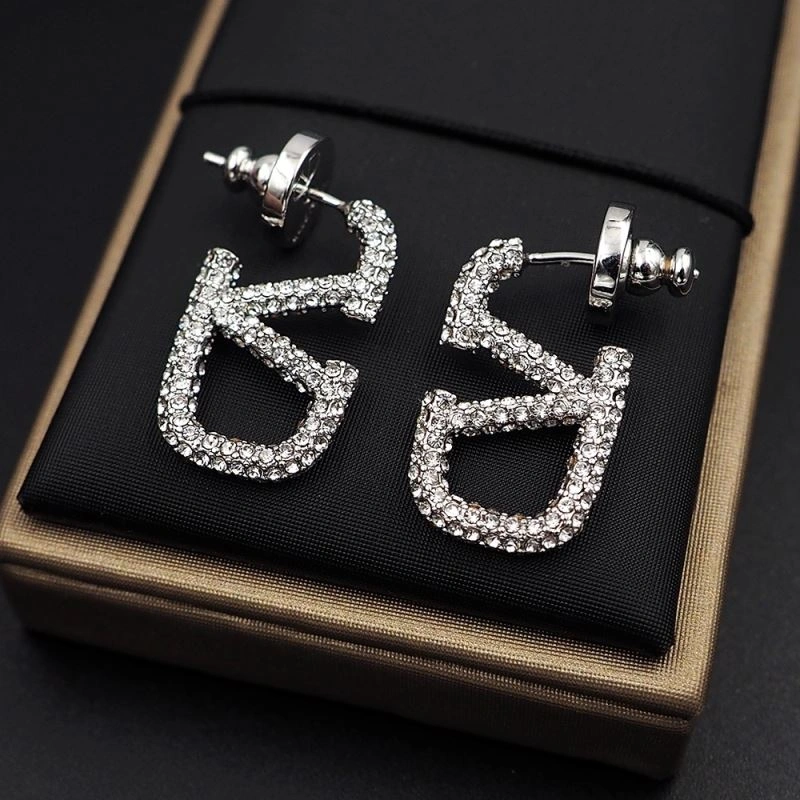 Comfortable Valentino Earrings 212810