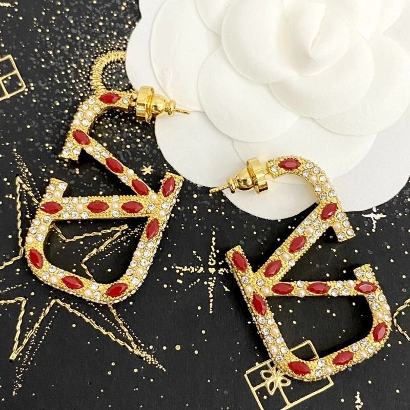 Valentino Earrings Sleek 211652